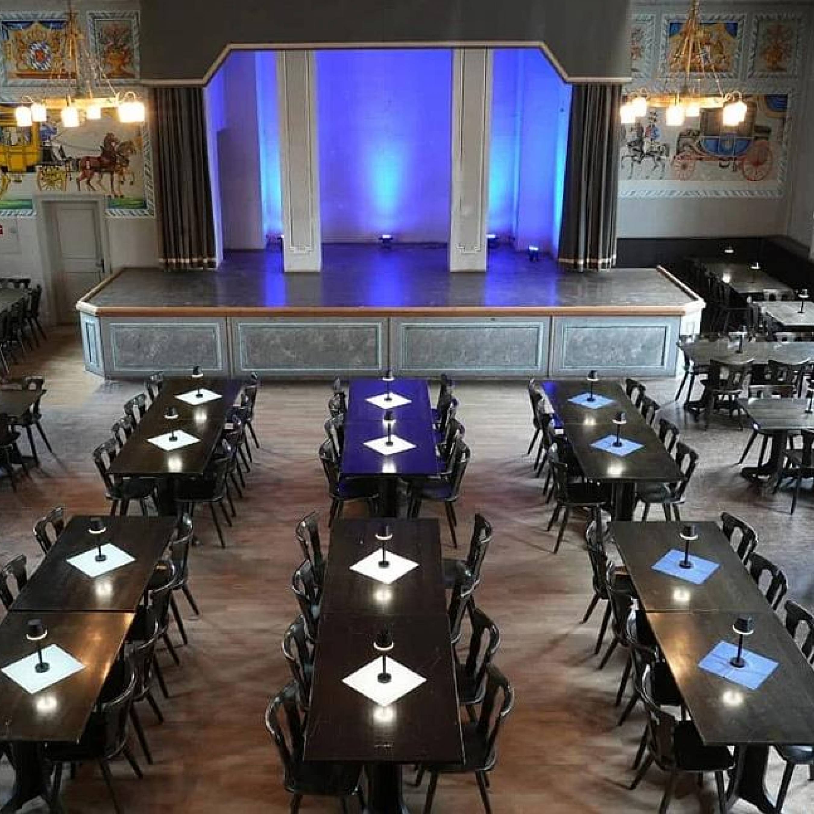 „Spektakel im Postsaal“: Kabarett, Comedy und vieles mehr